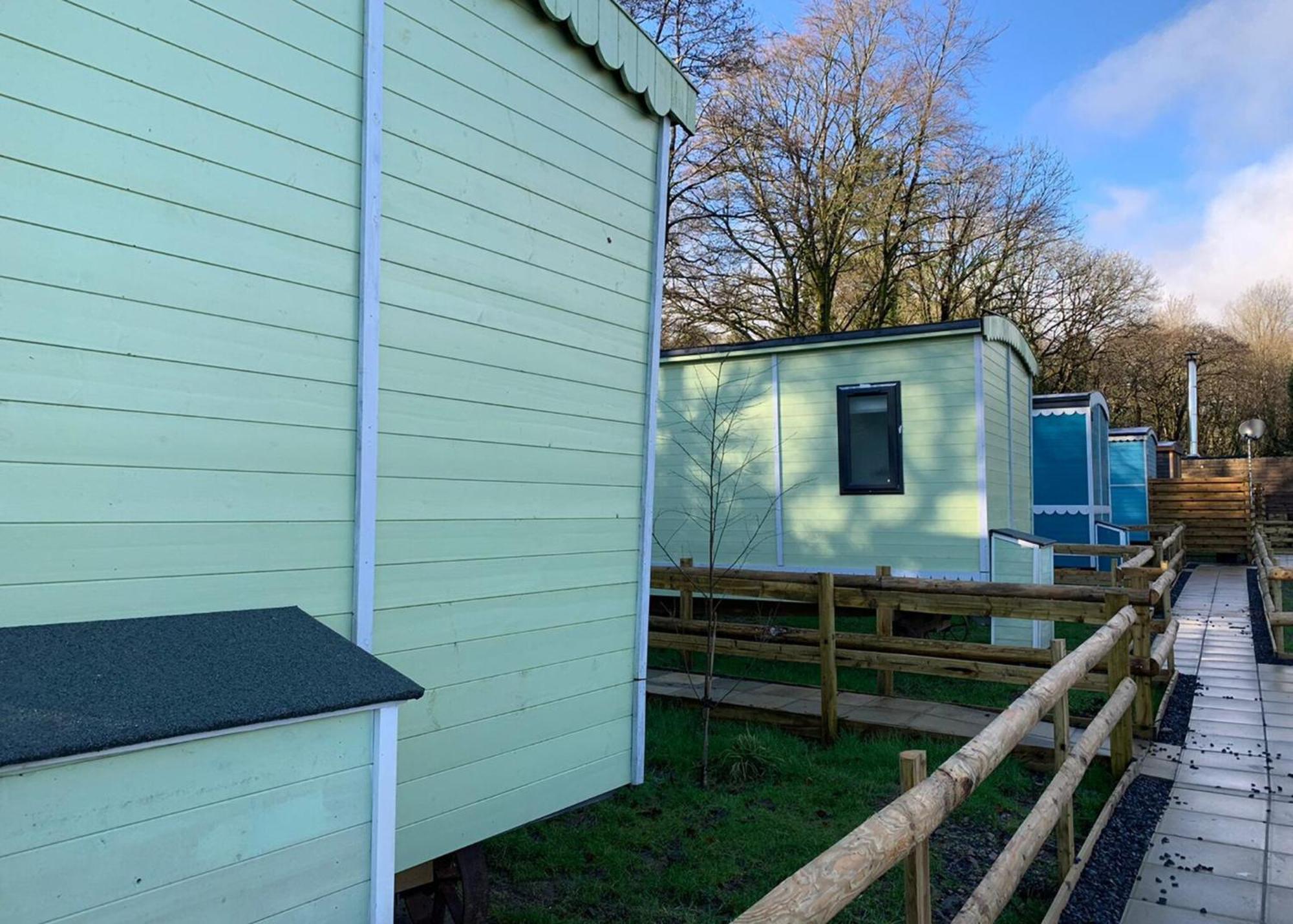 Riverview Lodges And Glamping Welshpool Eksteriør billede